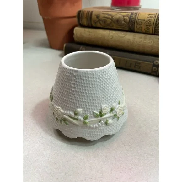 Yankee Candle Small Candle Shade White Lace Roses Pearls Wedding - Picture 5 of 8